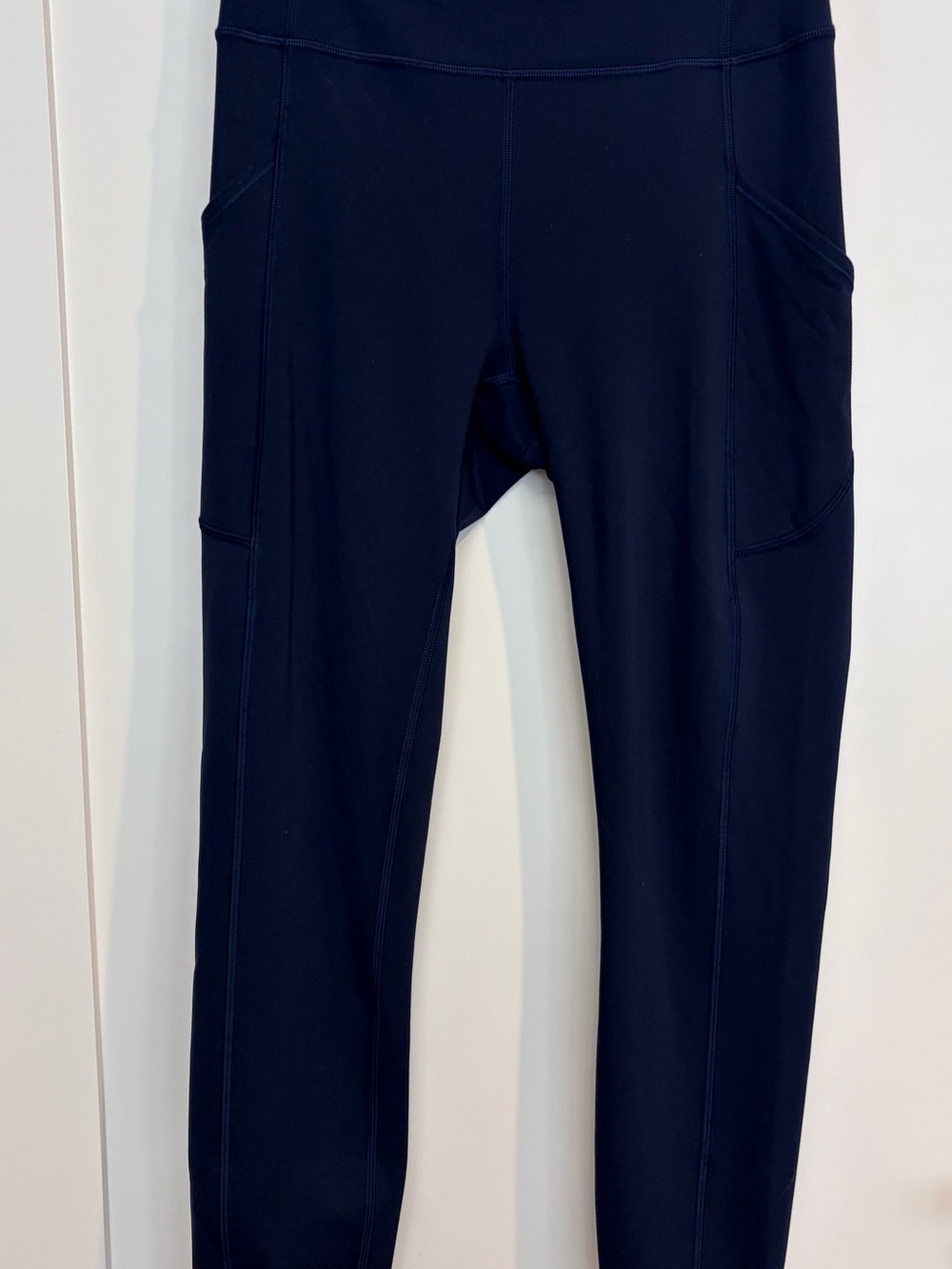 Lululemon Navy High-Rise Leggings – 25” Inseam